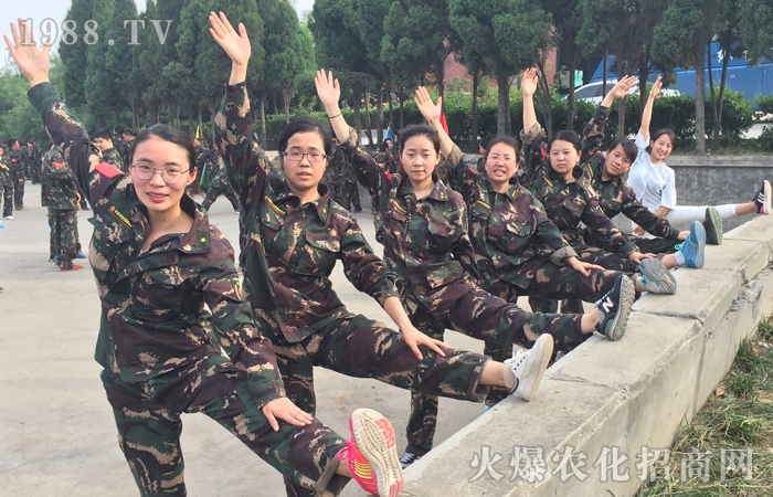克服恐懼、改變自己、感恩身邊每個(gè)人