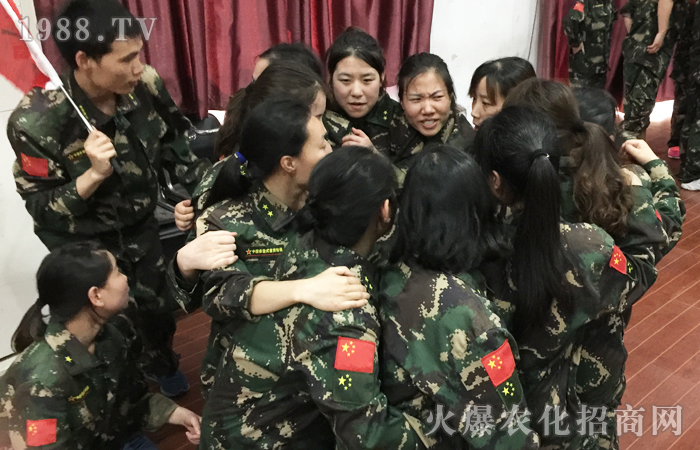 累,無(wú)悔