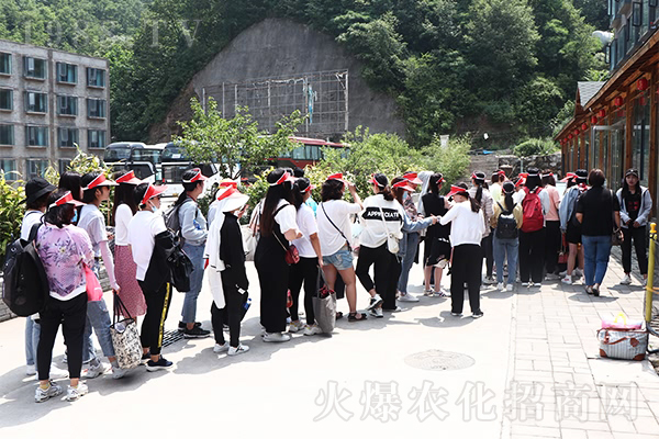 堅(jiān)持就是勝利:百仞之高,始于足下!